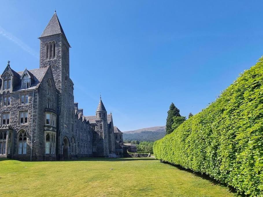 Apartamento Loch Ness - Luxury Highland Retreat In Scotland Fort Augustus Exterior foto